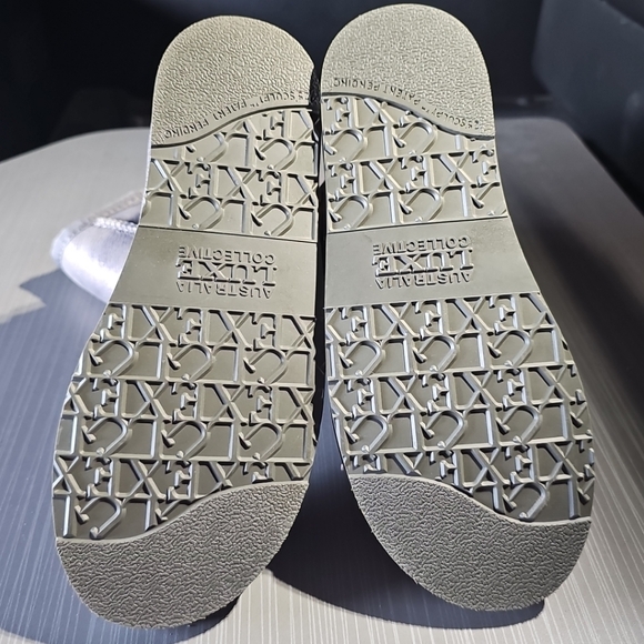 Australia Luxe Collective ANGEL Short Boots Women 6M Gray/Silver NEW Without Tag - Picture 9 of 12